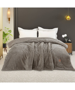 kouvertopaplwma-adeline-mpez_43781032